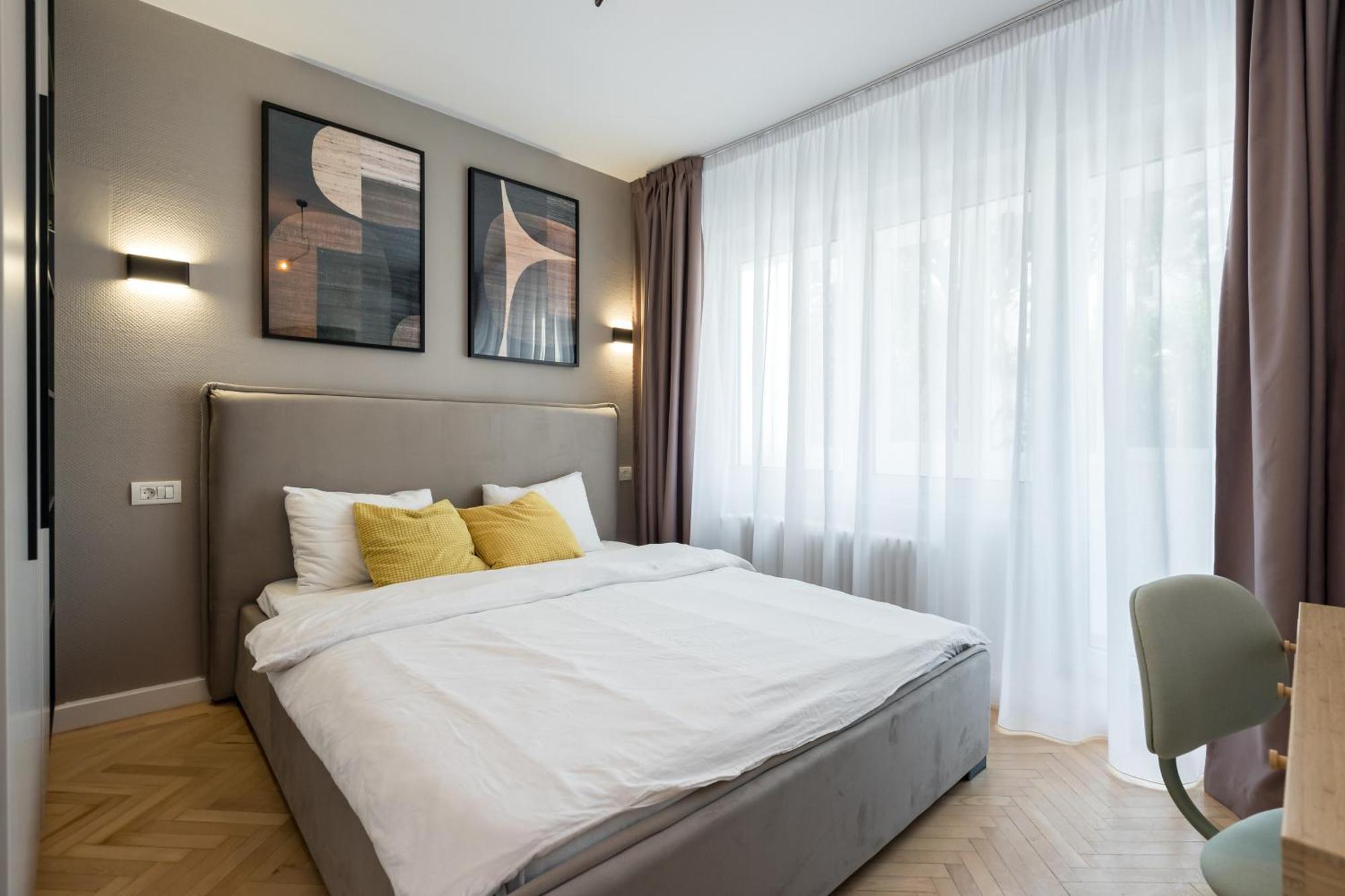 Majestic Downtown Apartment Boekarest Buitenkant foto