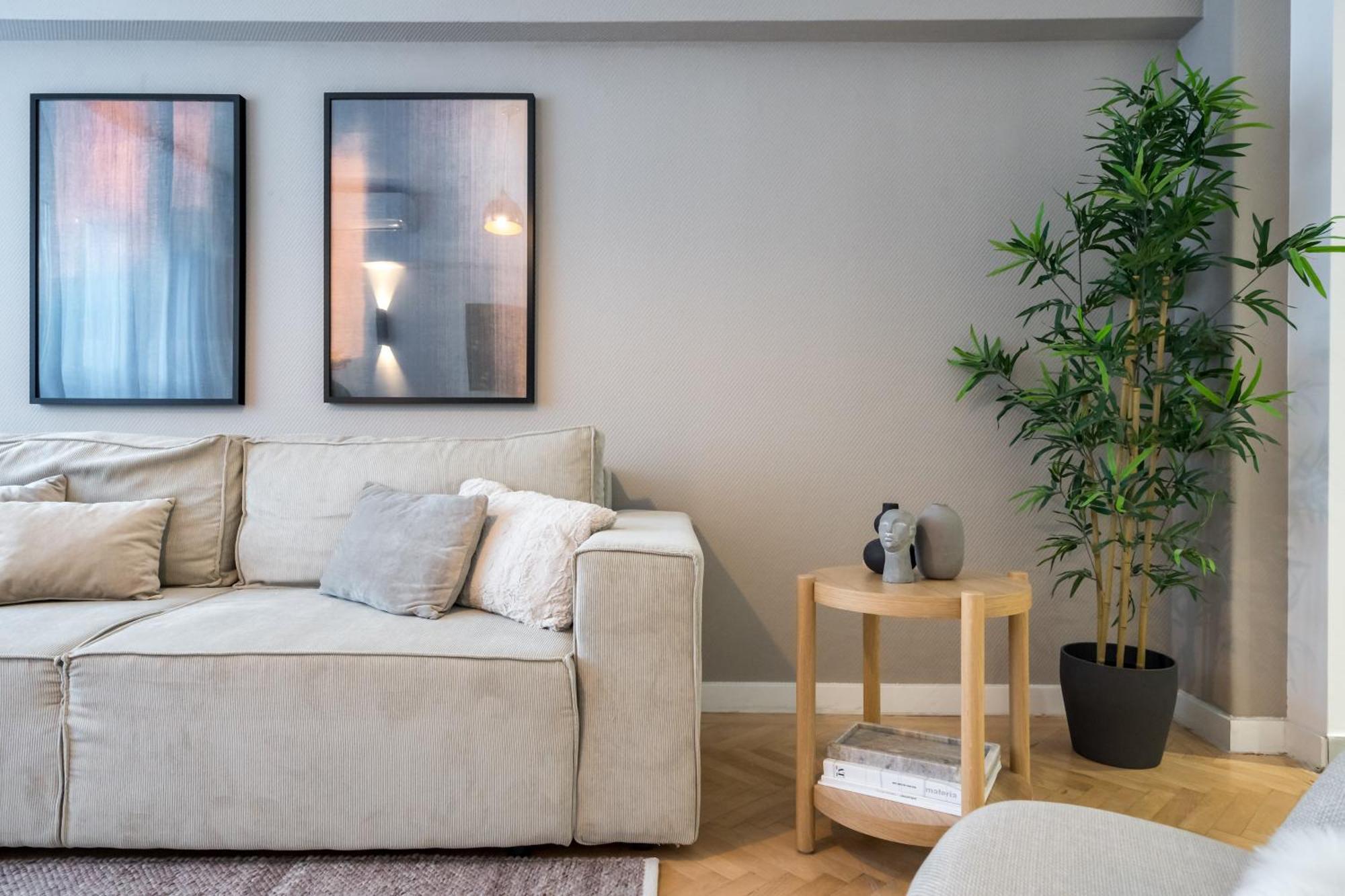 Majestic Downtown Apartment Boekarest Buitenkant foto